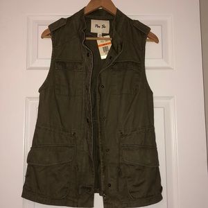 *NWT* Per Se Military-Style Vest